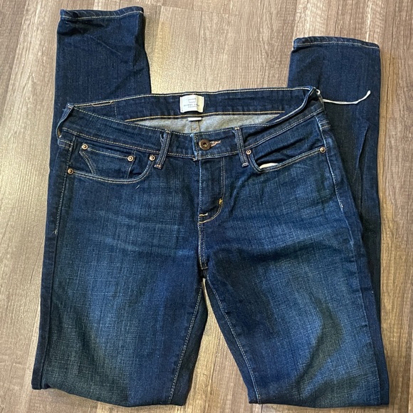 NWOT LEVIS size 27 - Picture 1 of 3